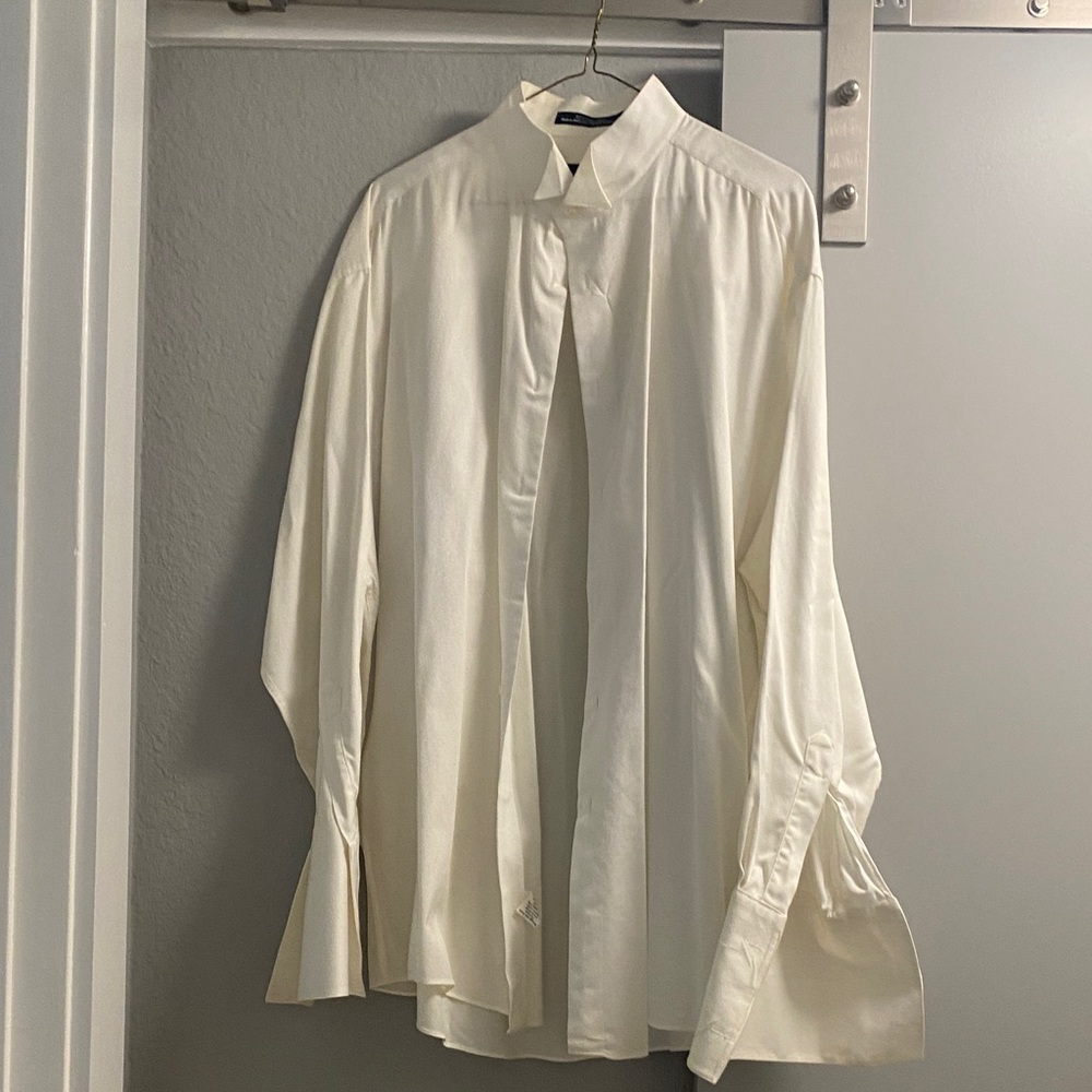 Calvin Klein Cream Tuxedo Dress Shirt 17 neck
32/33